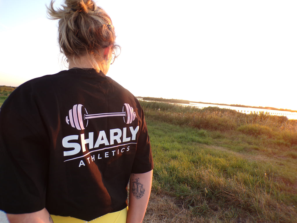 SHARLY Athletics Oversized Tee