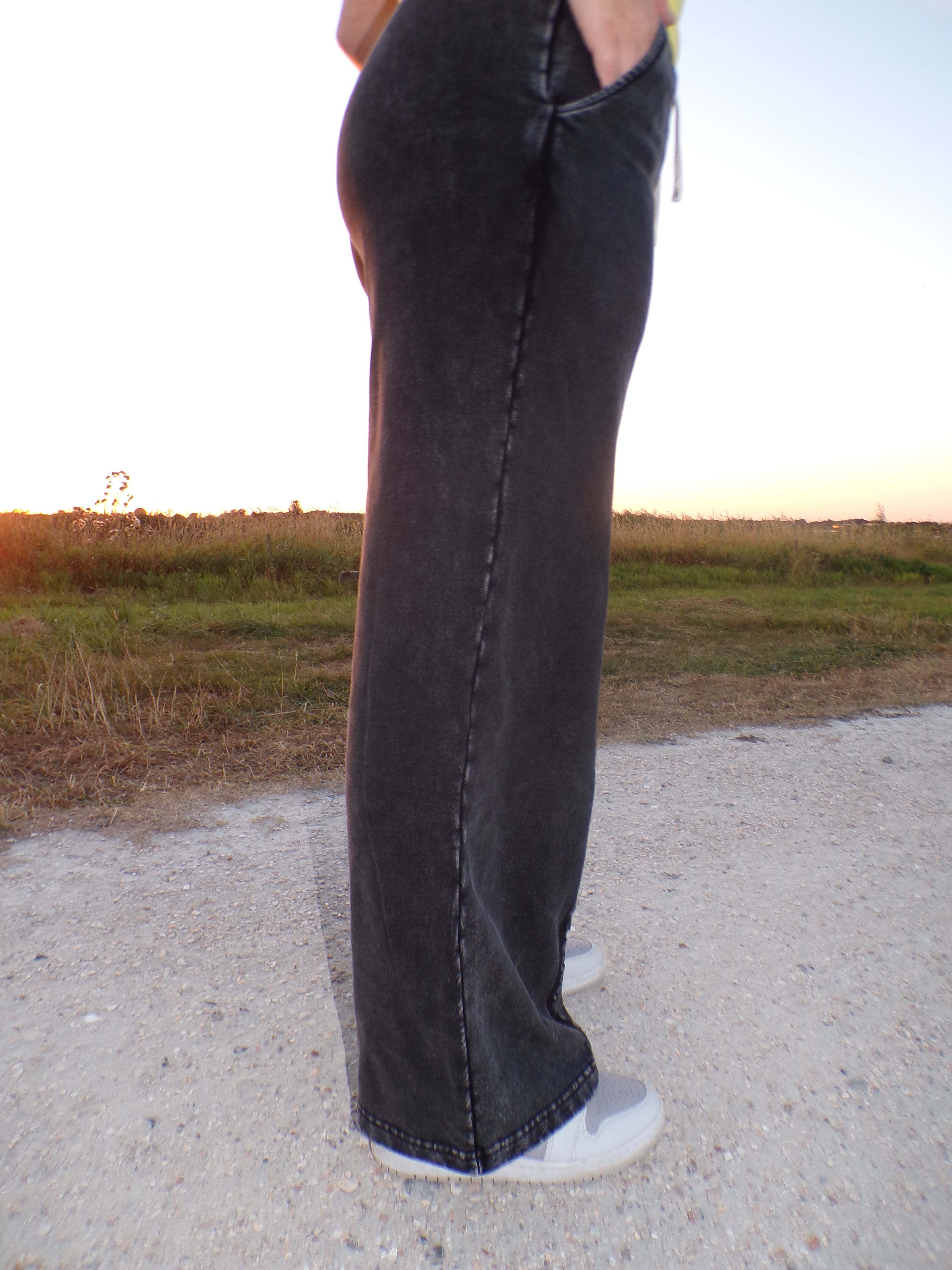 SHARLY Washed Wide Leg Joggers