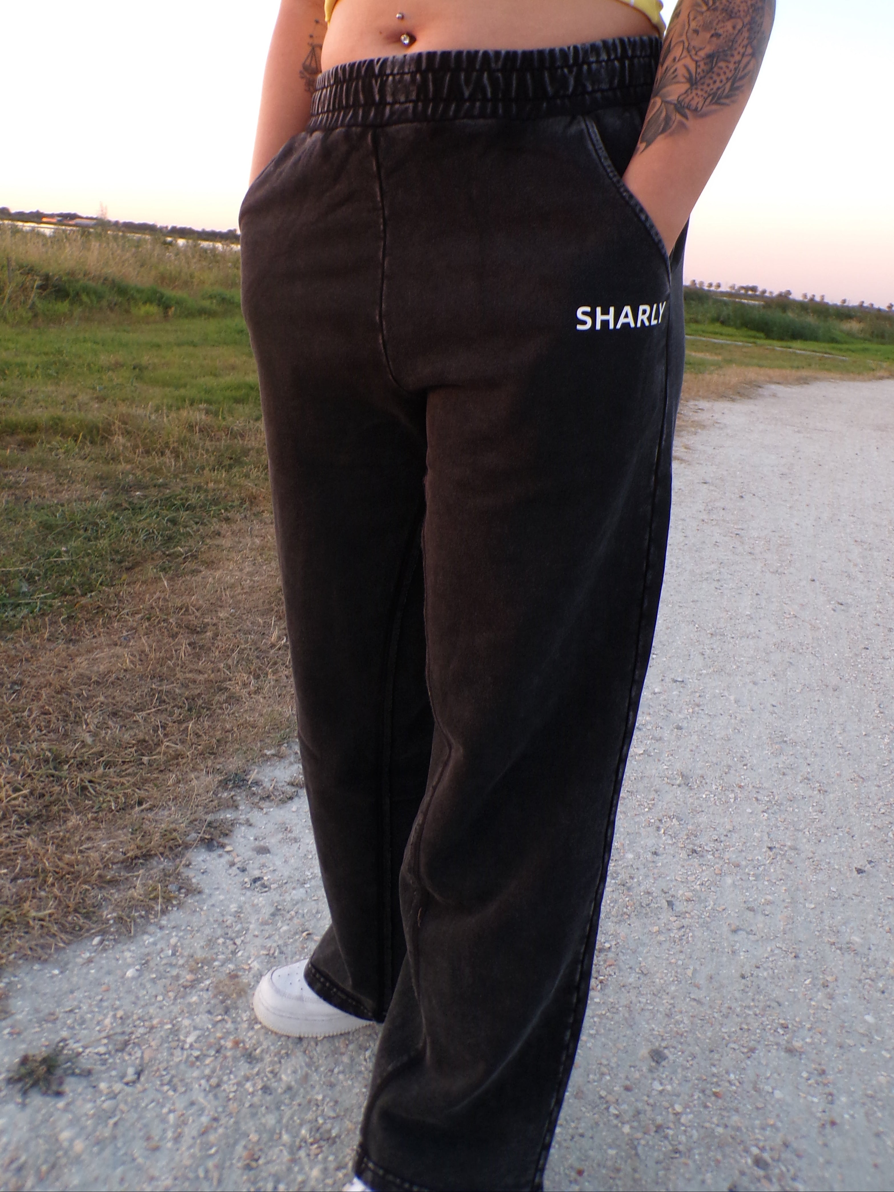 SHARLY Washed Wide Leg Joggers